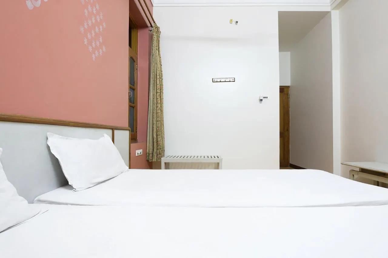 ***  Spot On 64233 Grand Ganga View Hotel Varanasi India