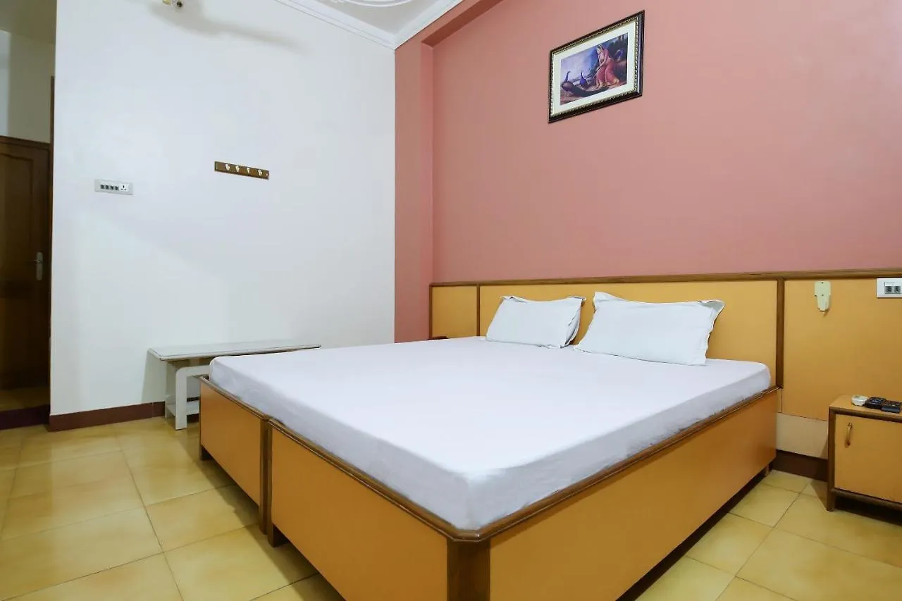 Spot On 64233 Grand Ganga View Hotel Varanasi